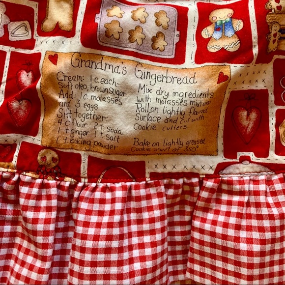 Custom Baking w/Grandma Christmas Gingerbread Set - Picture 3 of 16